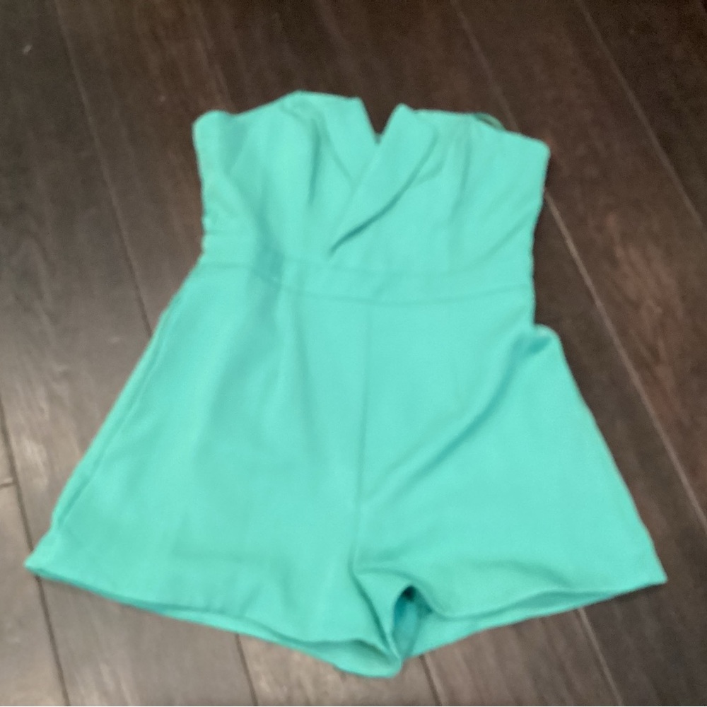 DO+BE Green Strapless Romper